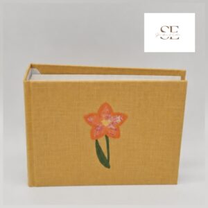 Mini album brodé Fleur