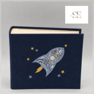 Mini album brodé Fusée