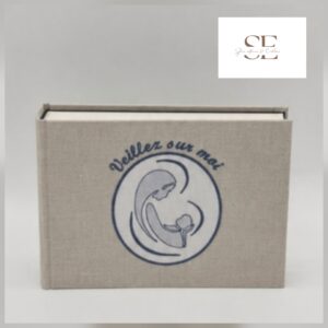 Mini album brodé Vierge Bleu